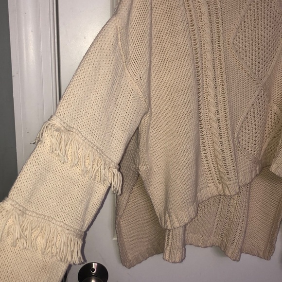 tan fringe oliviaceous sweater - Picture 4 of 4